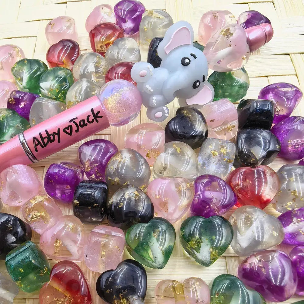 16MM Heart with Goldflake Acrylic Beads