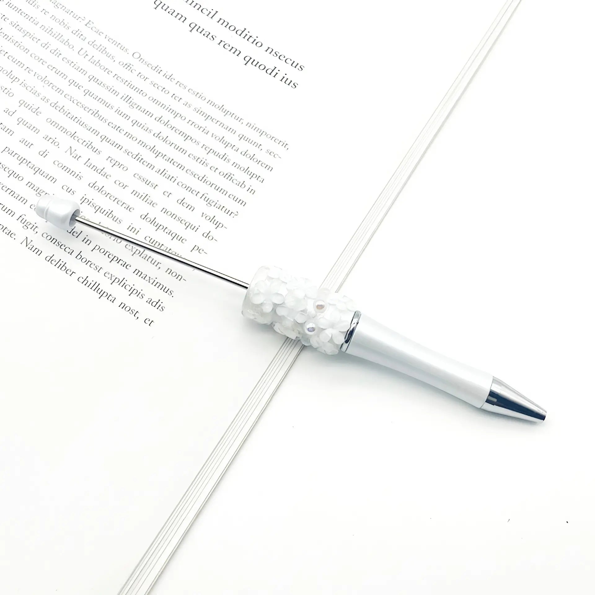 Wholesale Beaded Pens in Solid Colors with Acrylic Flower and Pearls