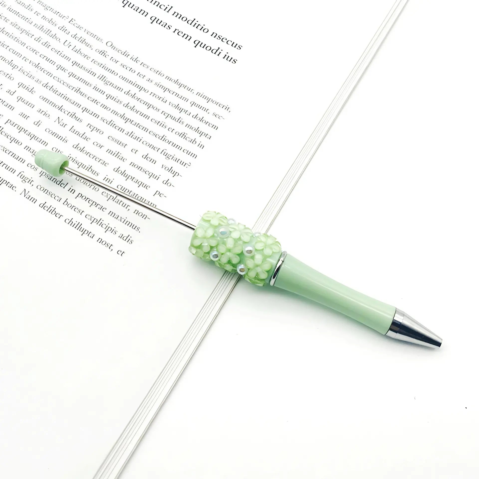 Wholesale Beaded Pens in Solid Colors with Acrylic Flower and Pearls