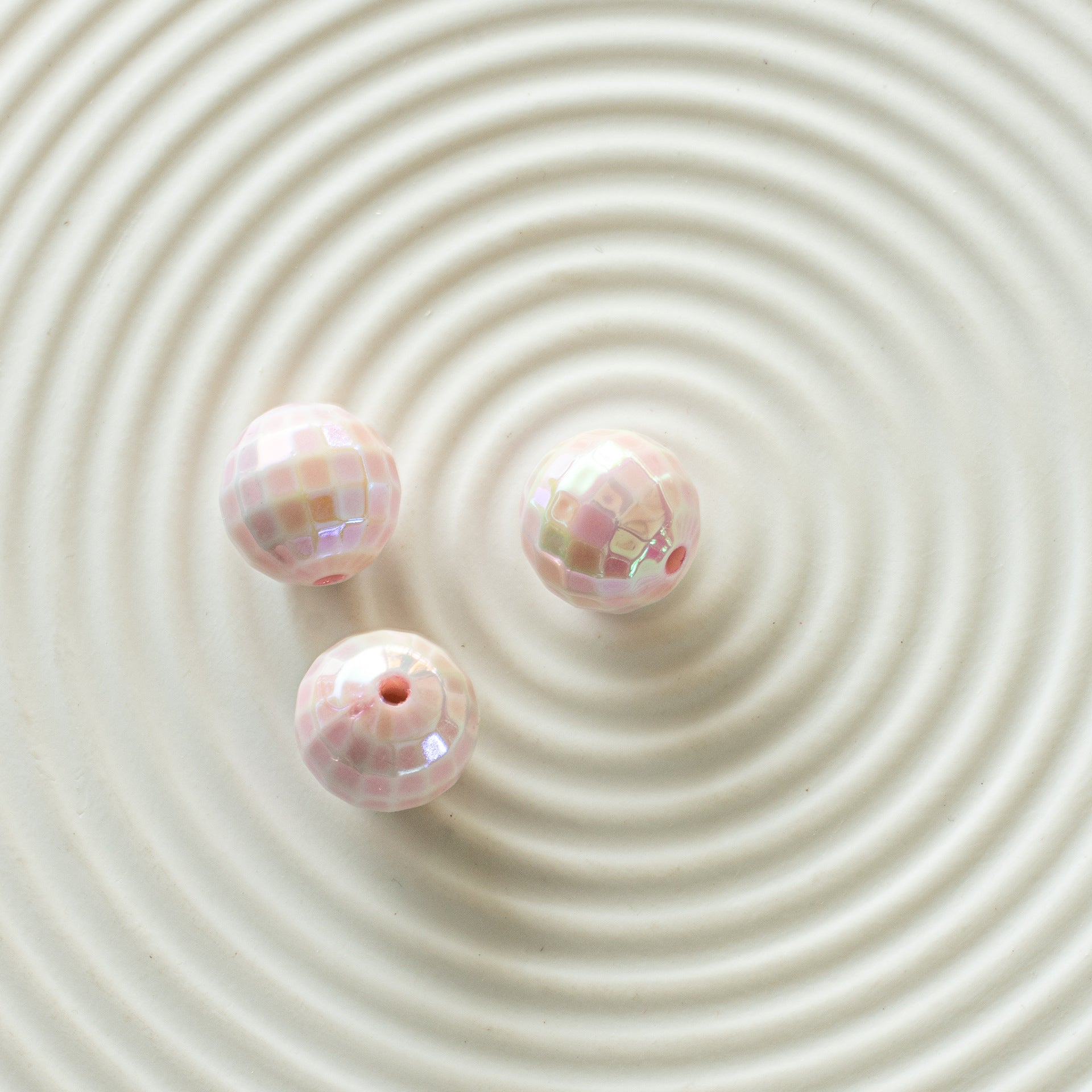 AB Color-plated Color-plated Acrylic Cut Surface Round Beads 16mm Lattice Beads-50PCS