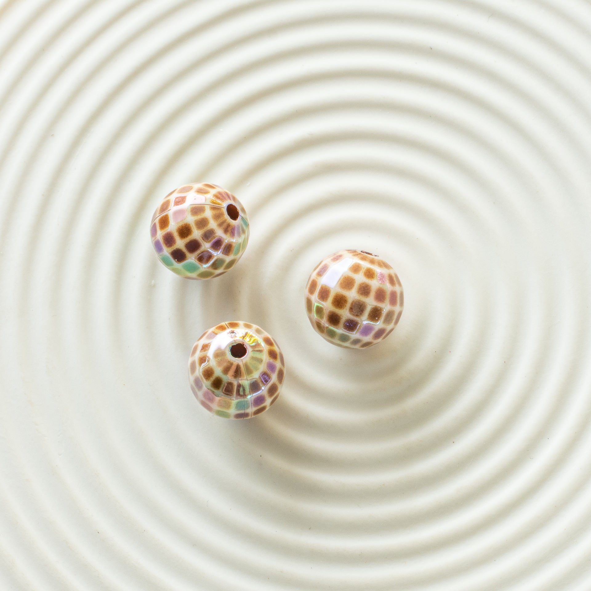 AB Color-plated Color-plated Acrylic Cut Surface Round Beads 16mm Lattice Beads-50PCS