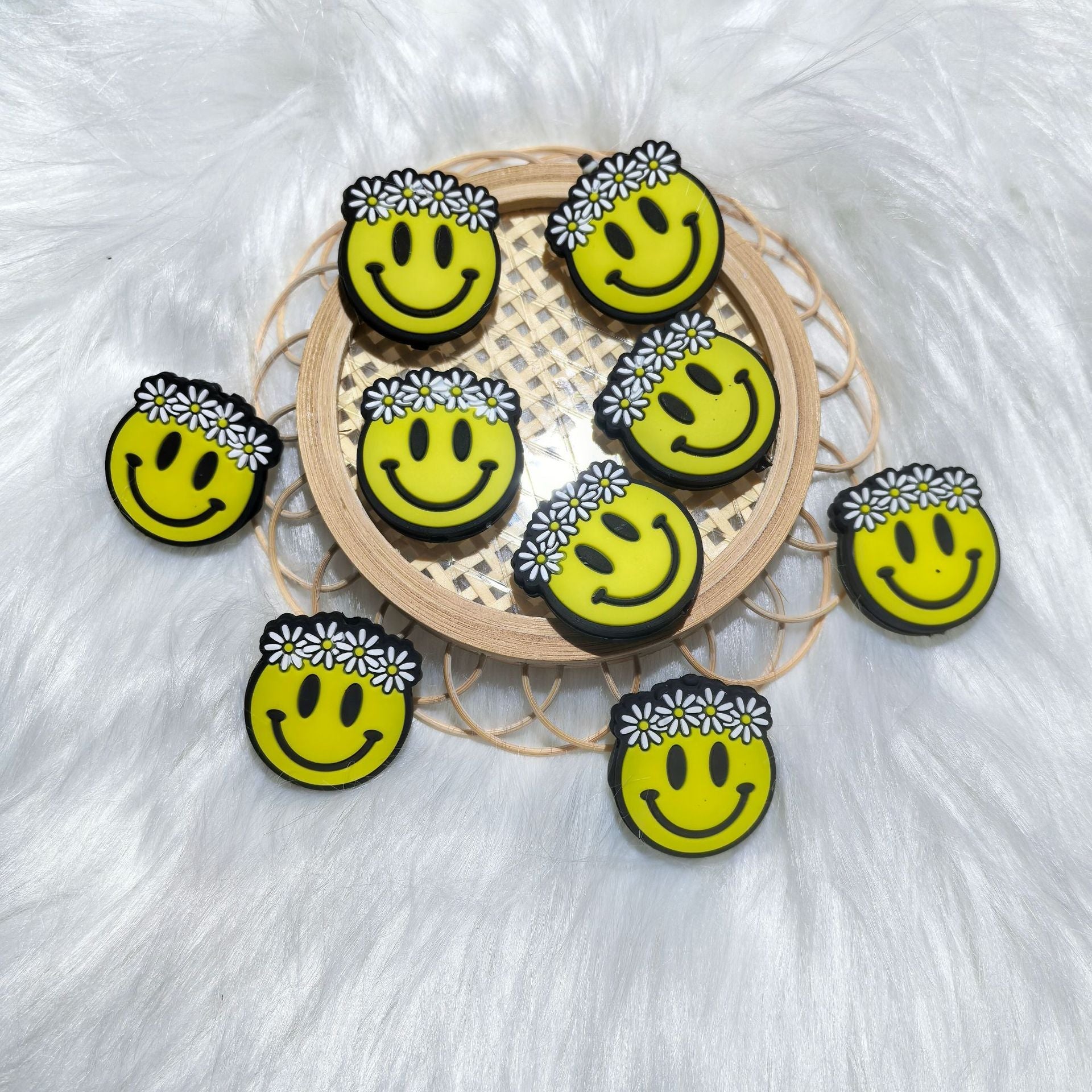 2D smiley face flower silicone cartoon beads-10PCS