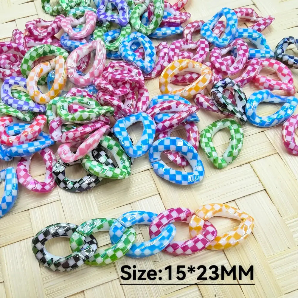 Checkered Pattern Chain