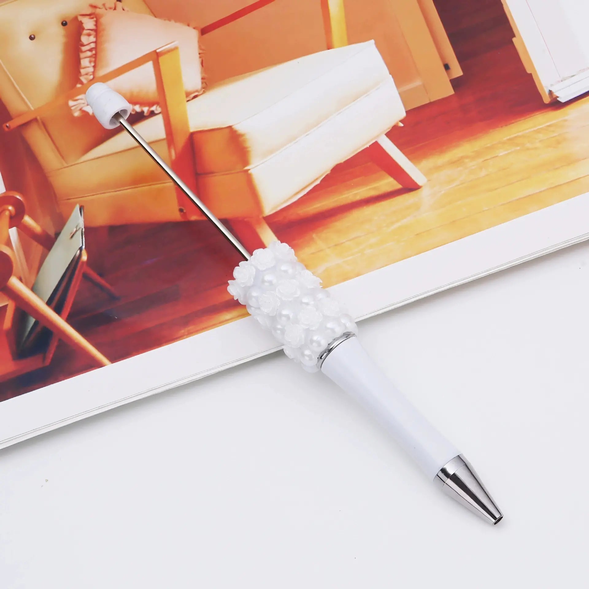 Creative DIY Beadable Pen with Small Rose Flowers and Pearls