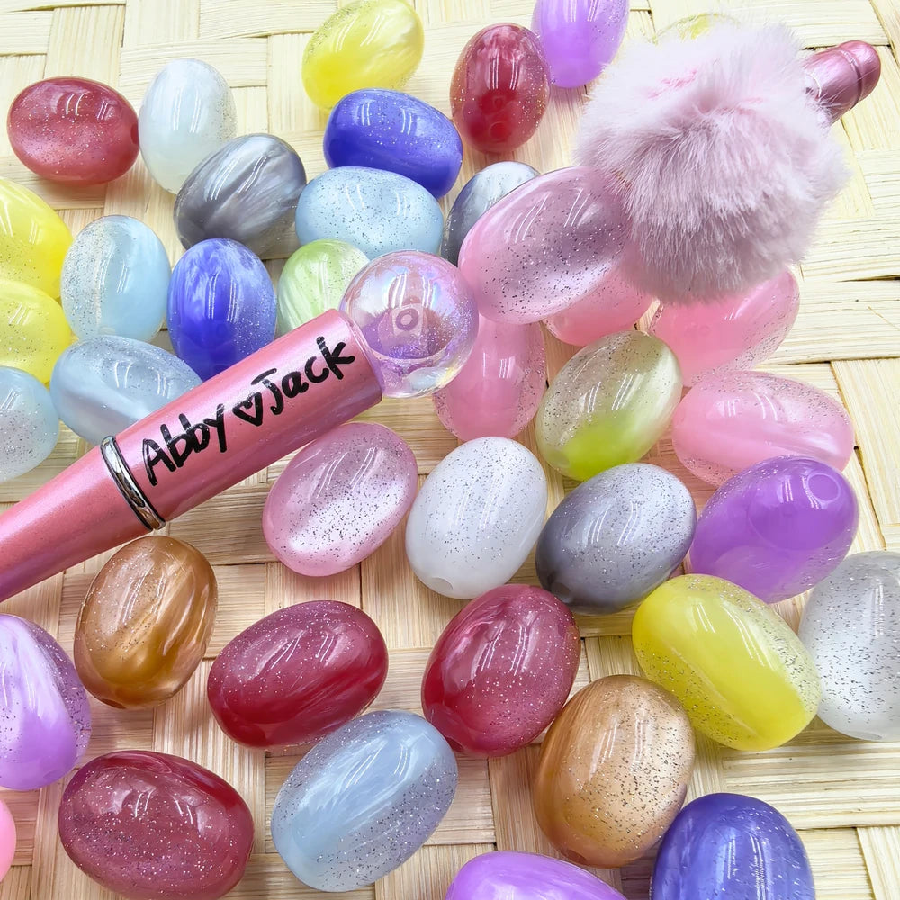 Oval with Glitter Acrylic Beads
