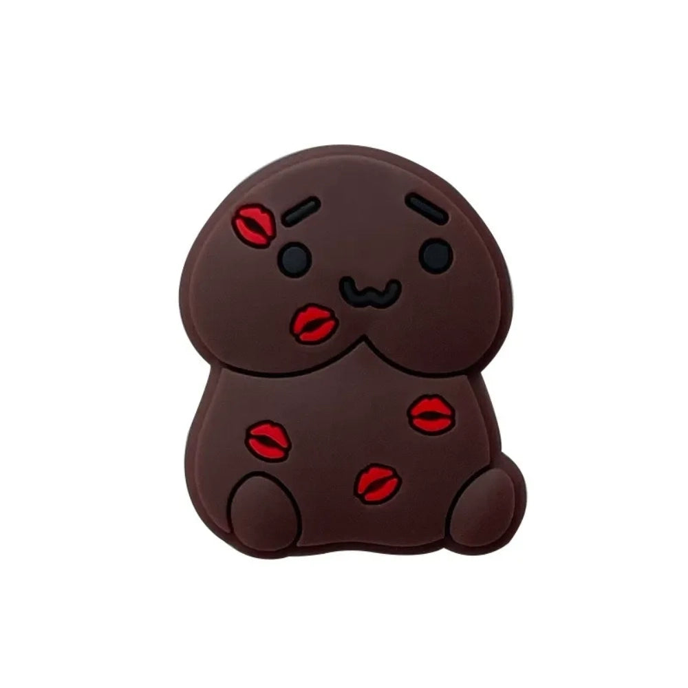 Seven silicone cookie bear focal beads in dark chocolate, milk chocolate, cream, and vanilla shades with red coffee bean accents and kawaii faces, displayed on a wooden tray and beige surface - 2